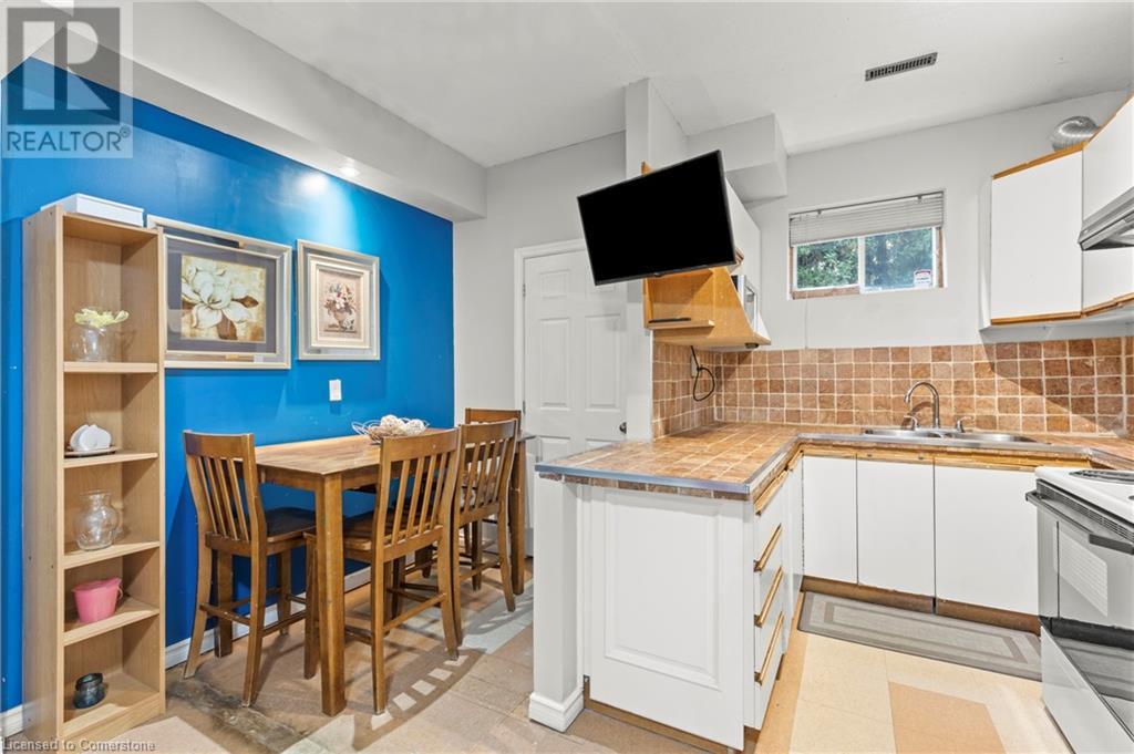 254 Morrison Drive Unit# Lower, Caledonia, Ontario  N3W 1A8 - Photo 11 - 40666830