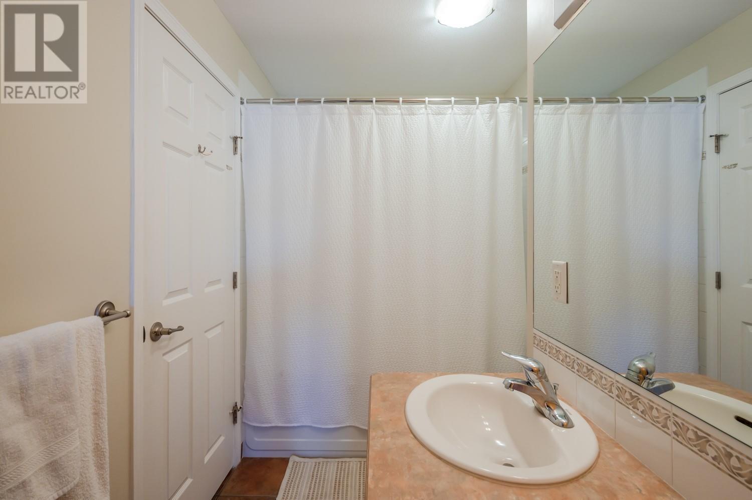 850 Railway Lane Unit# 201, Okanagan Falls, British Columbia  V0H 1R4 - Photo 21 - 10326811