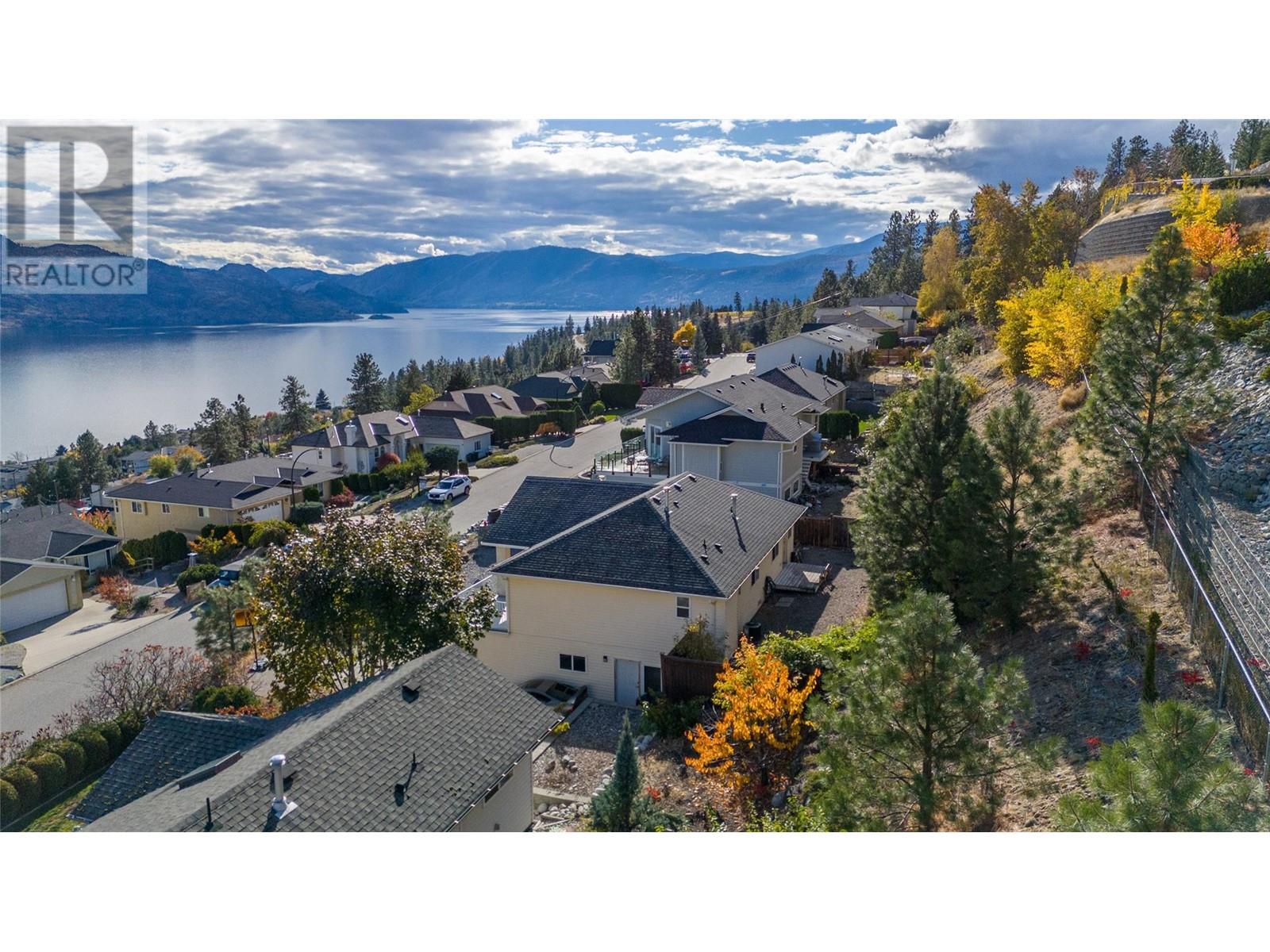 5244 Sutherland Road, Peachland, British Columbia  V0H 1X2 - Photo 5 - 10326828