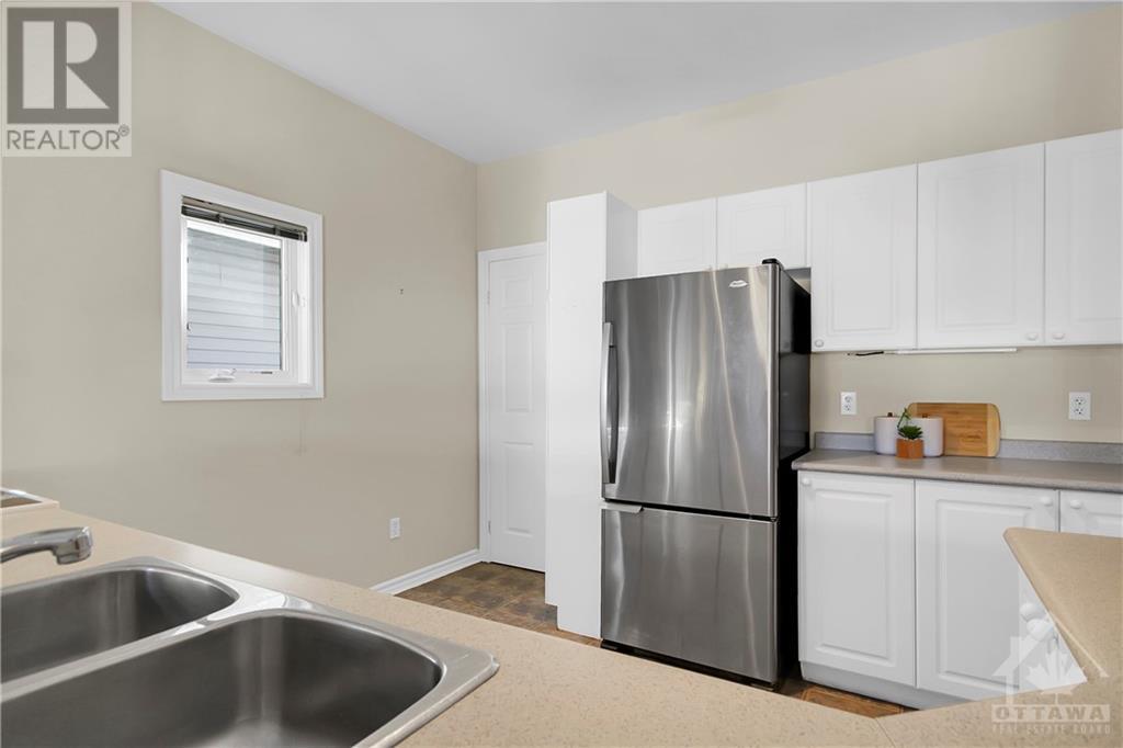 37 Village Walk Private, Manotick, Ontario  K4M 1L1 - Photo 10 - 1412742