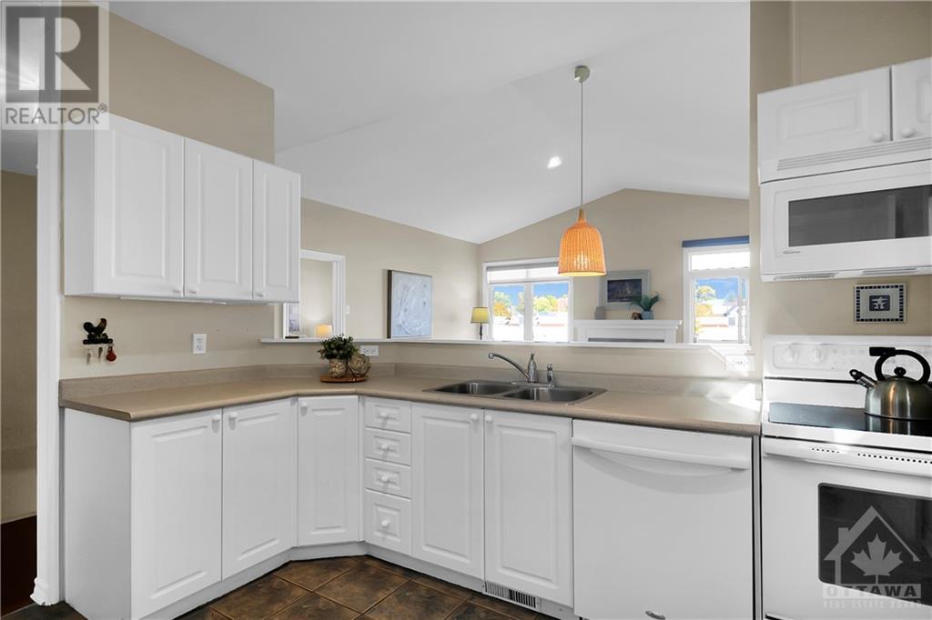 37 Village Walk Private, Manotick, Ontario  K4M 1L1 - Photo 12 - 1412742