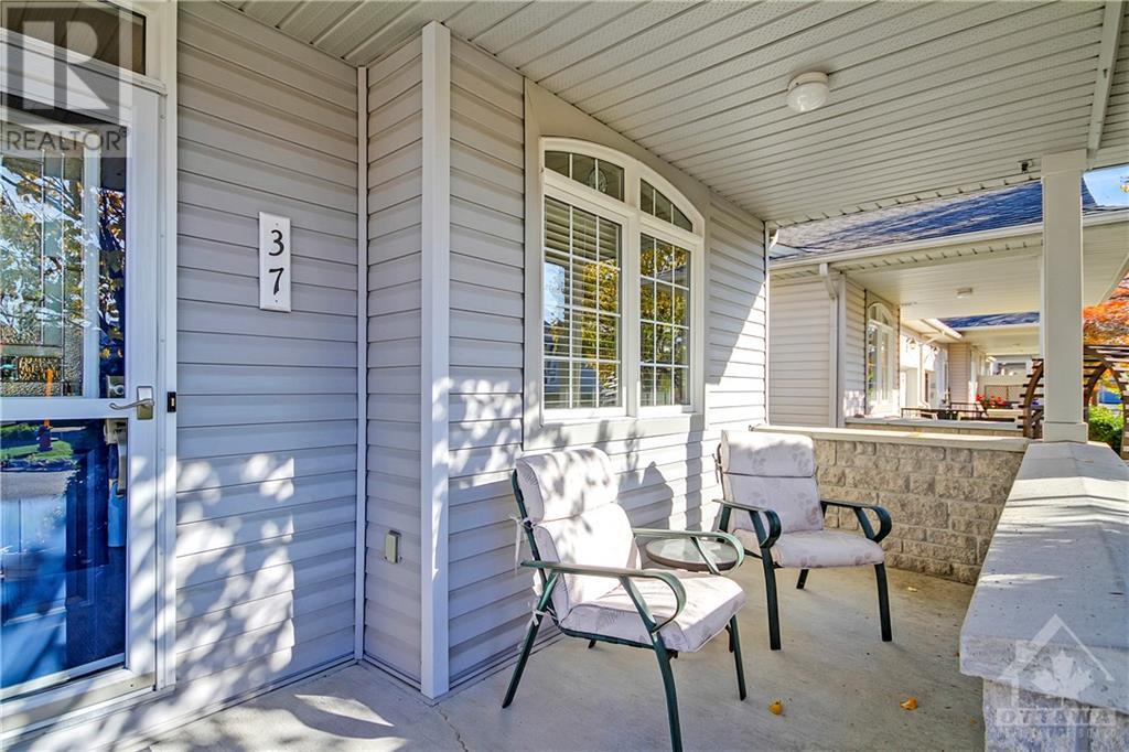 37 Village Walk Private, Manotick, Ontario  K4M 1L1 - Photo 2 - 1412742