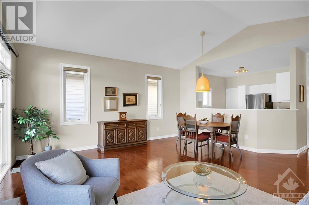 37 Village Walk Private, Manotick, Ontario  K4M 1L1 - Photo 5 - 1412742