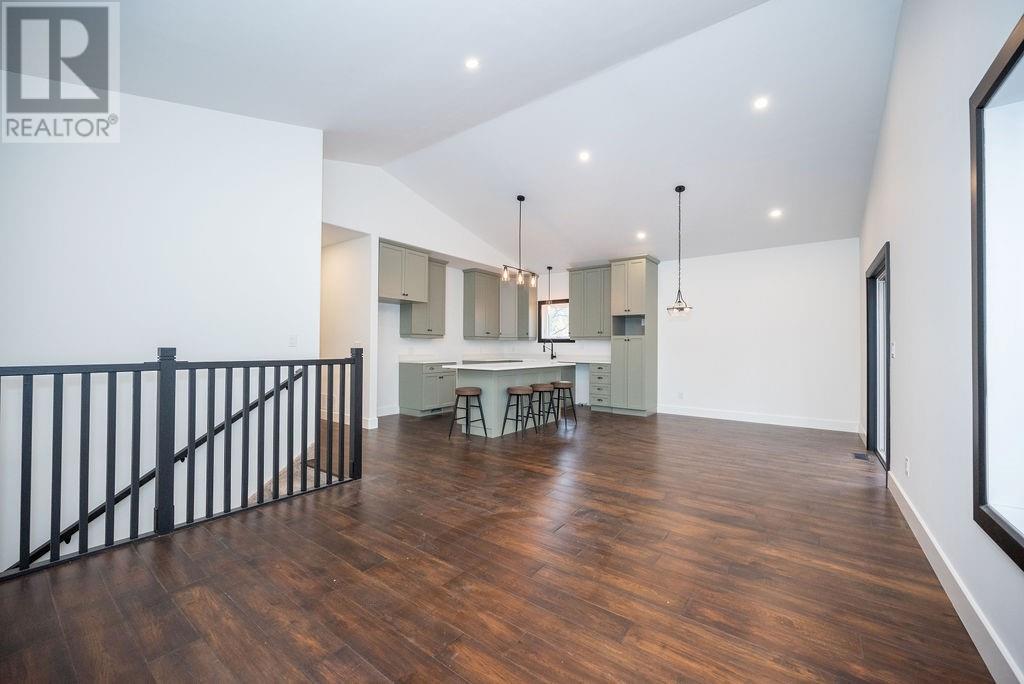 33 Hammond Court, Deep River, Ontario  K0J 1P0 - Photo 4 - 1417837