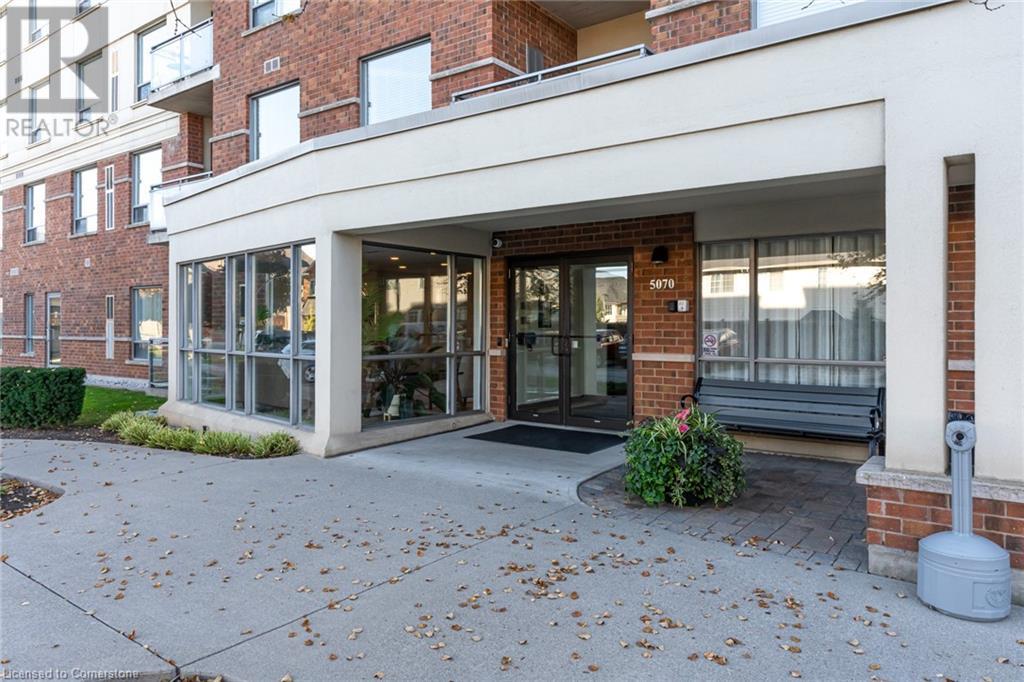 5070 Fairview Street Unit# 105, Burlington, Ontario  L7L 0B8 - Photo 5 - 40667633