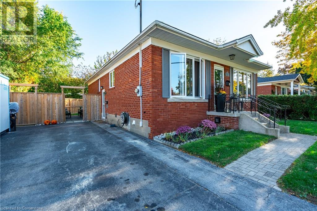 2290 Woodward Avenue, Burlington, Ontario  L7R 1T6 - Photo 2 - 40668467