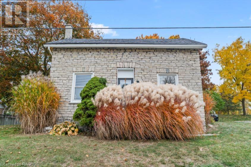20 Shortt Street, Walkerton, Ontario  N0G 2V0 - Photo 7 - 40668810