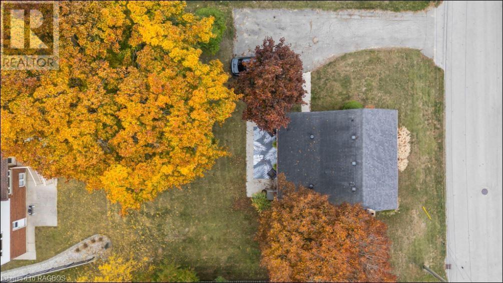 20 Shortt Street, Walkerton, Ontario  N0G 2V0 - Photo 8 - 40668810