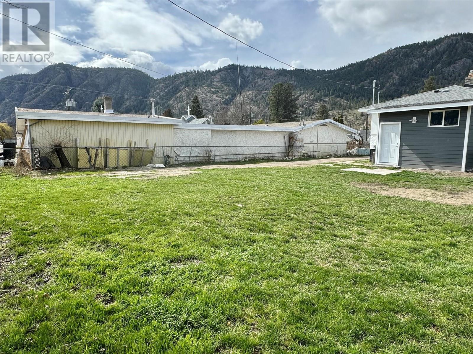 1021 Willow Street Okanagan Falls