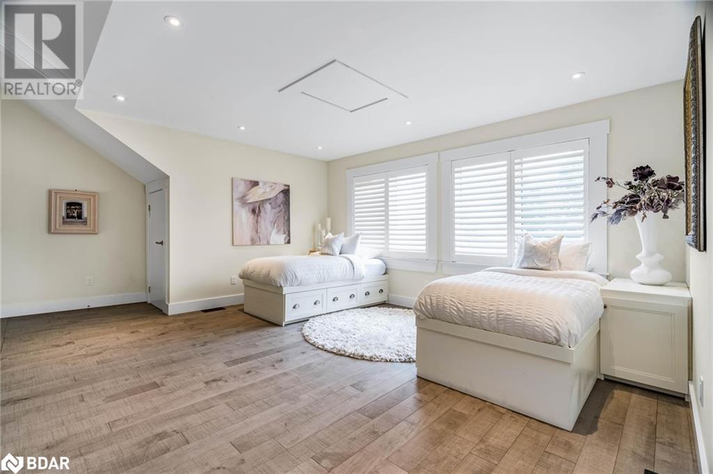 92 Nelson Street, Barrie, Ontario  L4M 4K5 - Photo 21 - 40660891