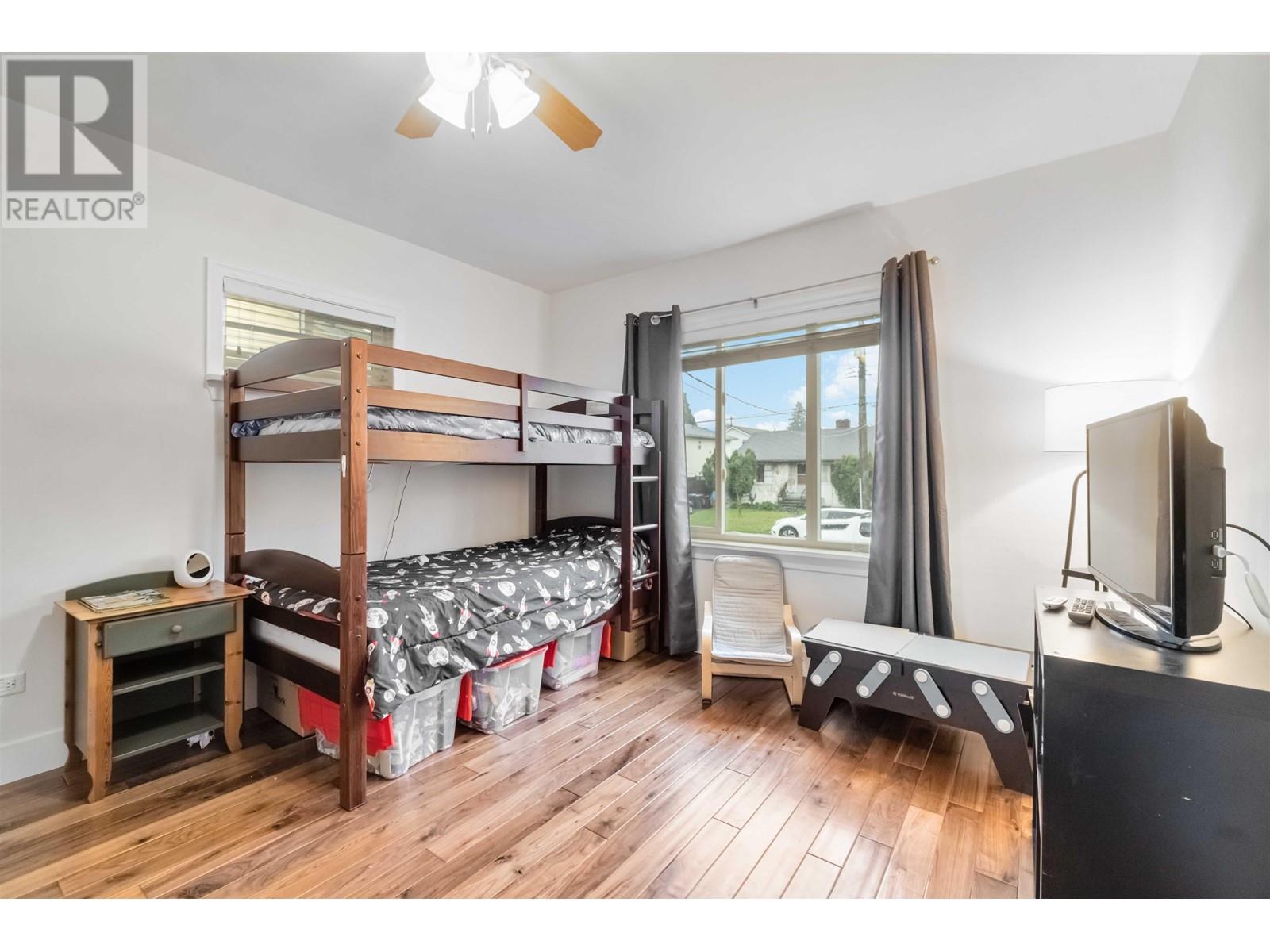 223 Ninth Avenue, New Westminster, British Columbia  V3L 2A2 - Photo 11 - R2938623
