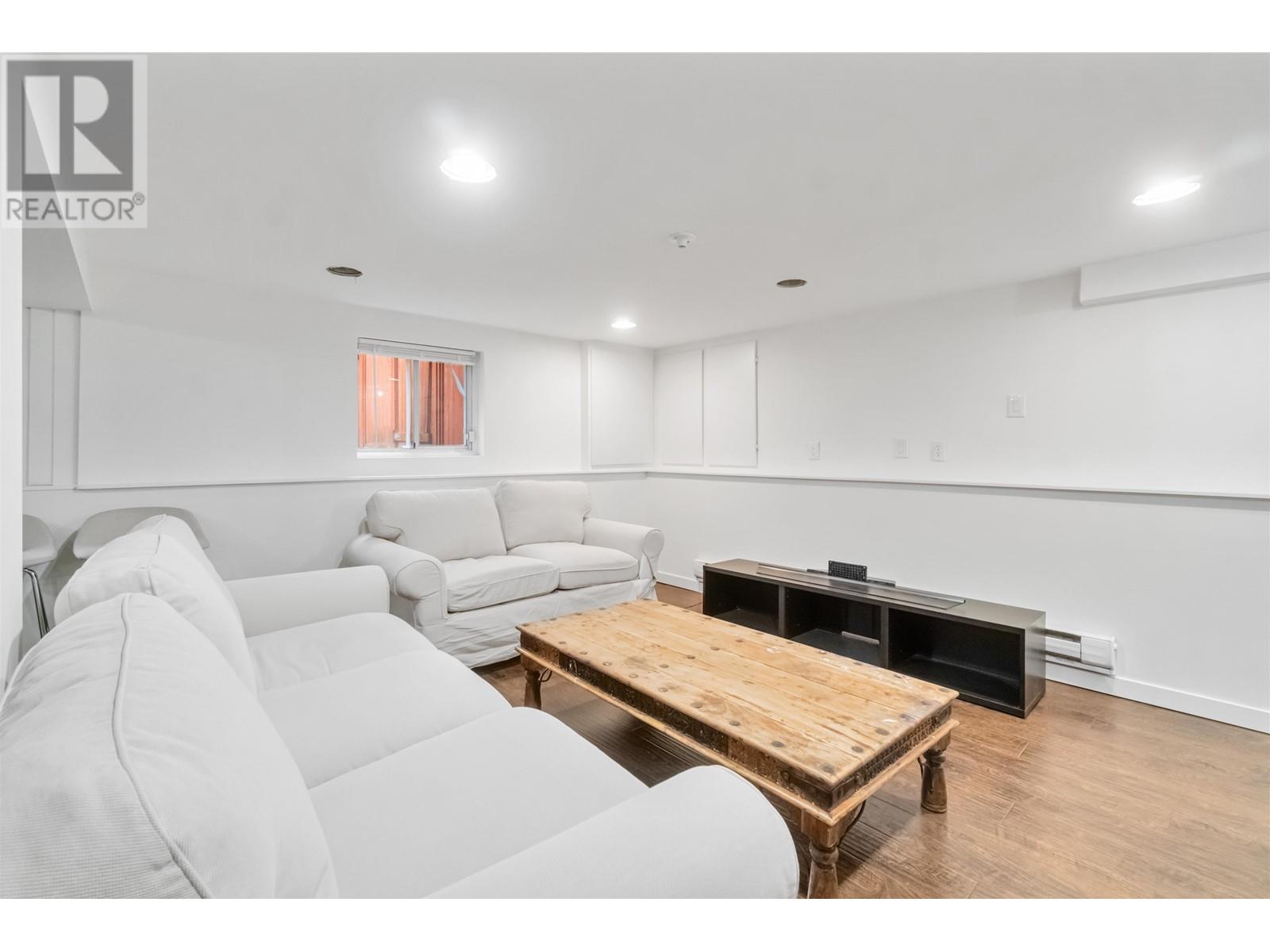 223 Ninth Avenue, New Westminster, British Columbia  V3L 2A2 - Photo 23 - R2938623