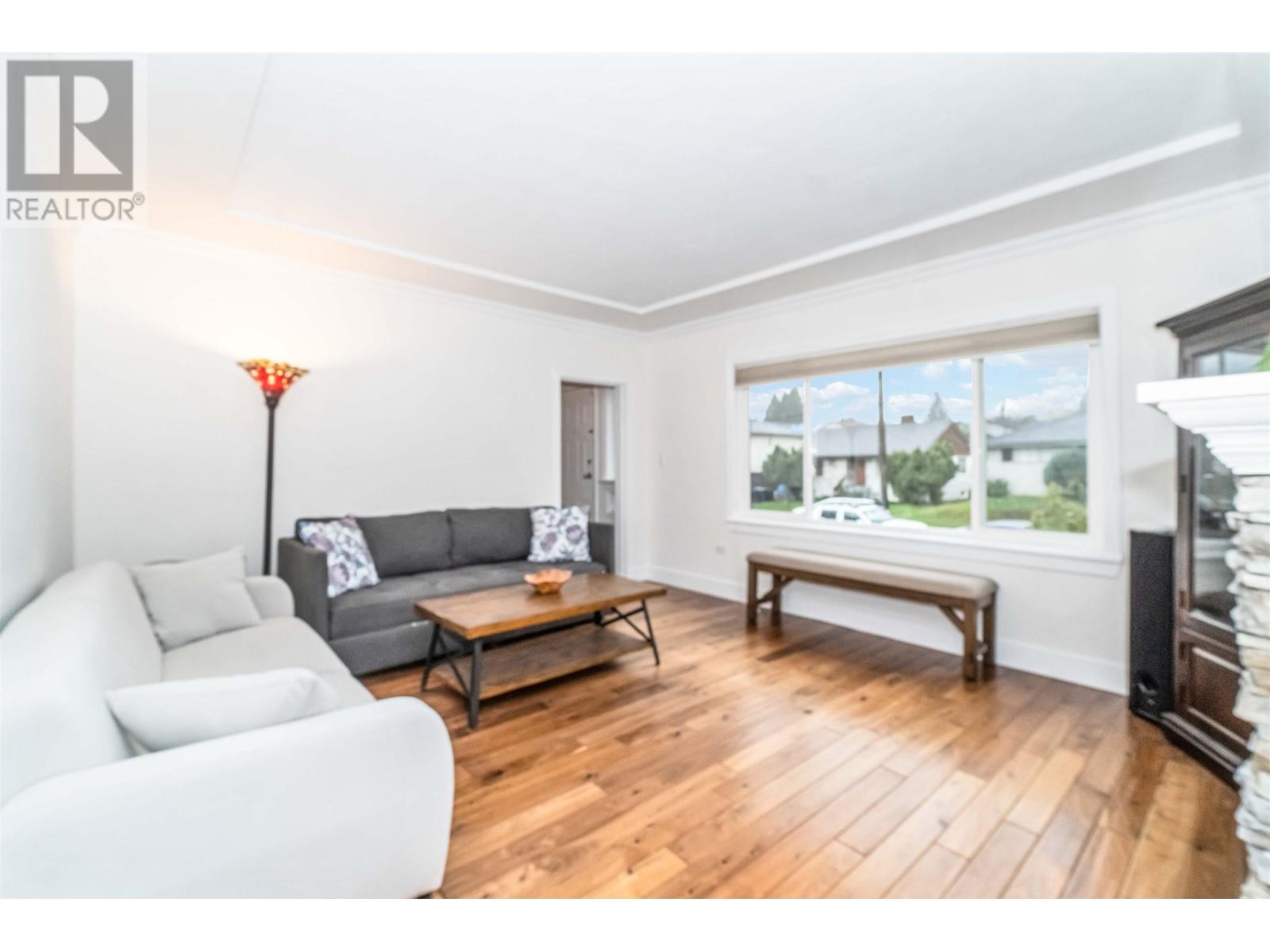 223 Ninth Avenue, New Westminster, British Columbia  V3L 2A2 - Photo 8 - R2938623