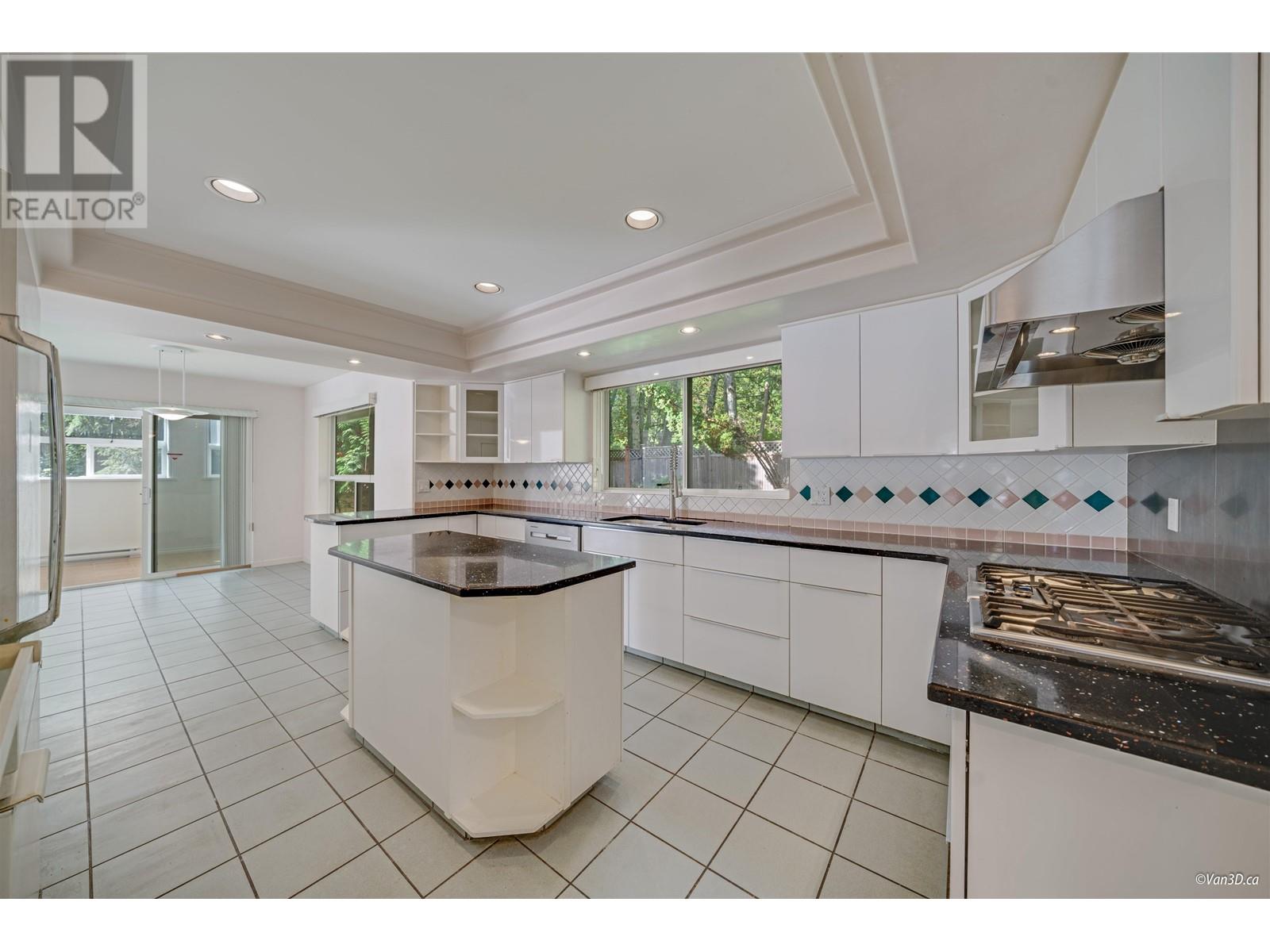 1631 Sundew Place, Coquitlam, British Columbia  V3E 2Y4 - Photo 13 - R2938537