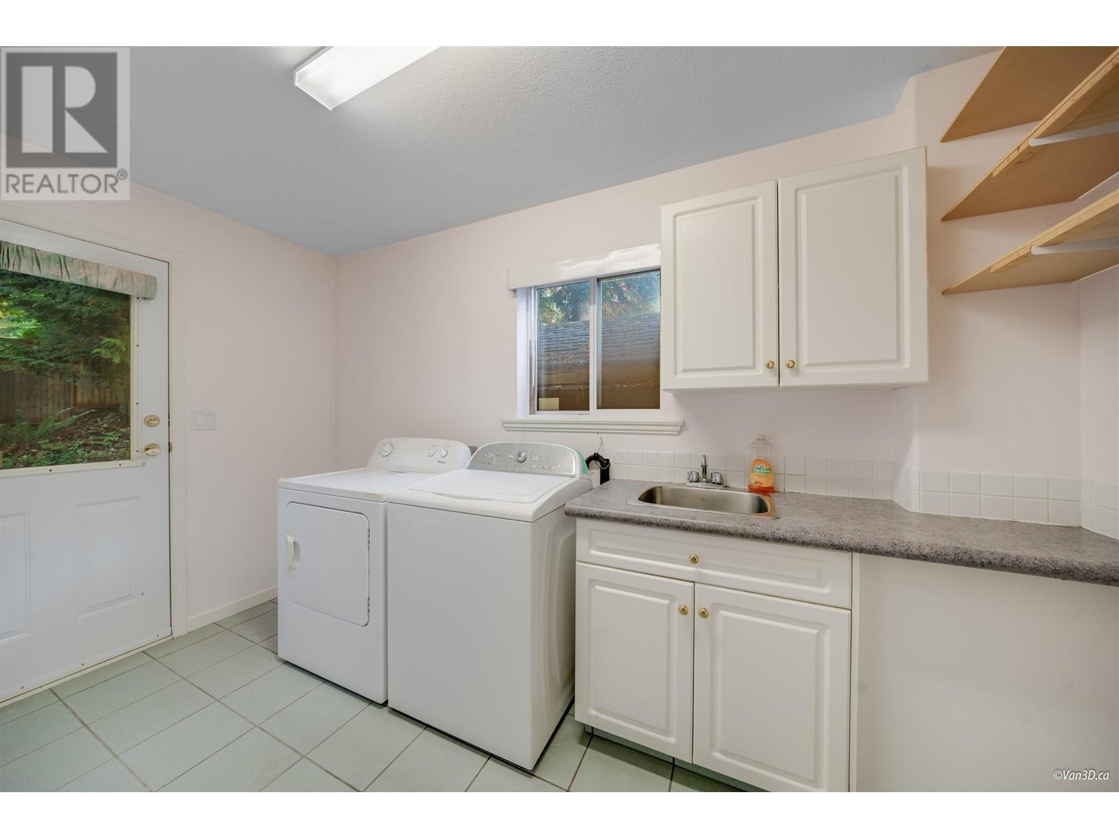 1631 Sundew Place, Coquitlam, British Columbia  V3E 2Y4 - Photo 12 - R2938537