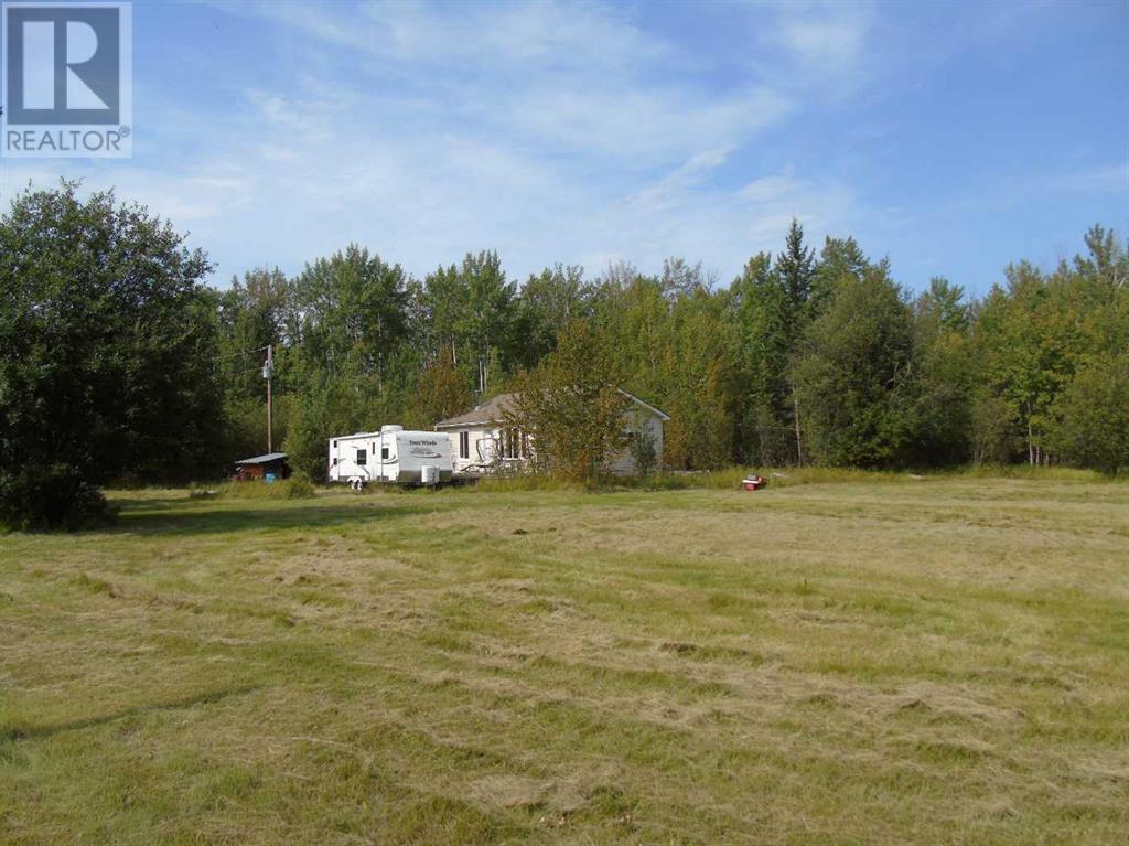 12032 Township Road 672, Flatbush, Alberta