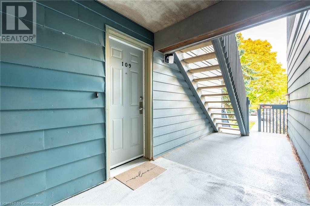 2010 Cleaver Avenue Unit# 109, Burlington, Ontario  L7M 4C1 - Photo 3 - 40668844