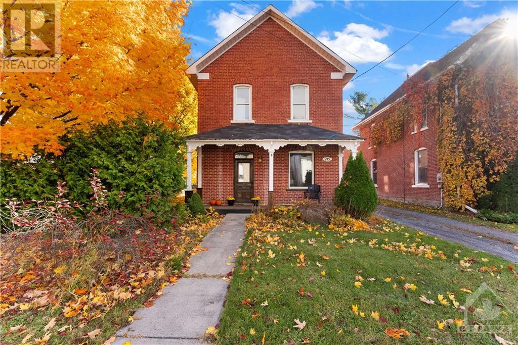 245 John Street N, Arnprior, Ontario K2S 2P3 - Photo 1 - X9523670
