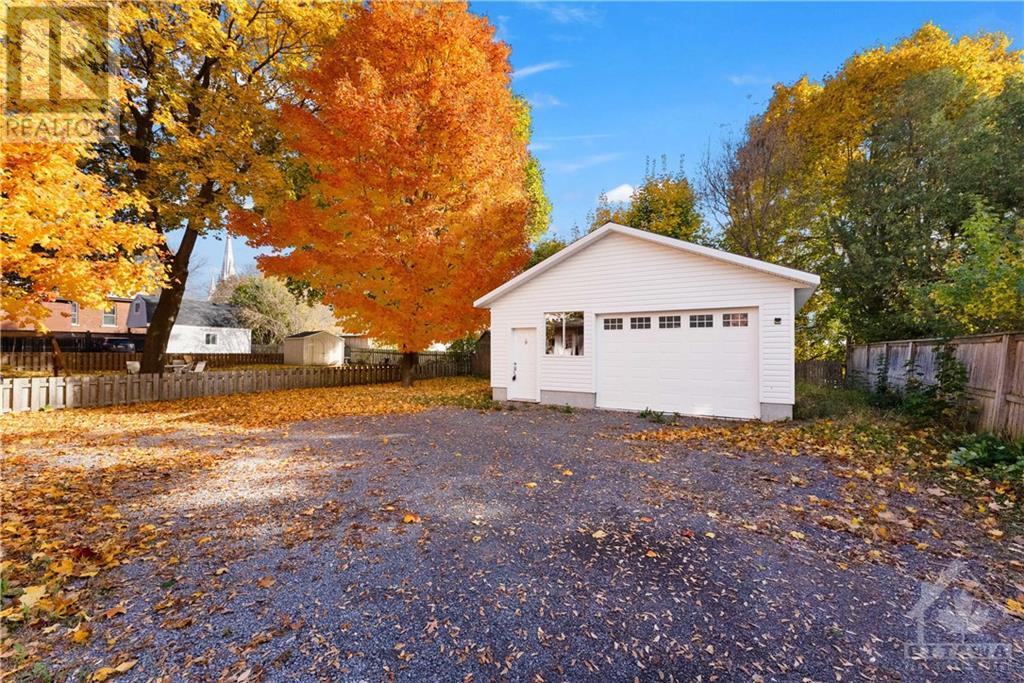 245 John Street N, Arnprior, Ontario K2S 2P3 - Photo 21 - X9523670