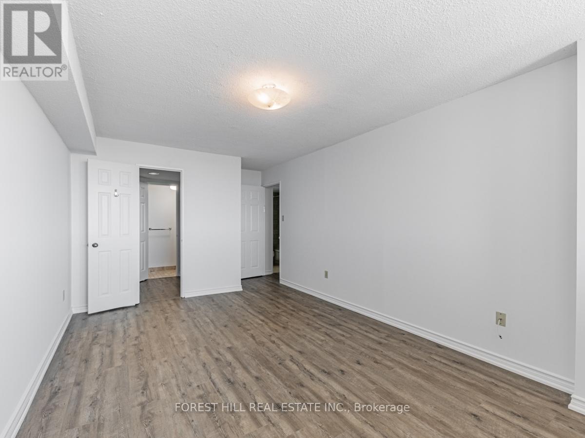 1607 - 3000 Bathurst Street, Toronto, Ontario  M6B 3B4 - Photo 21 - C9510021