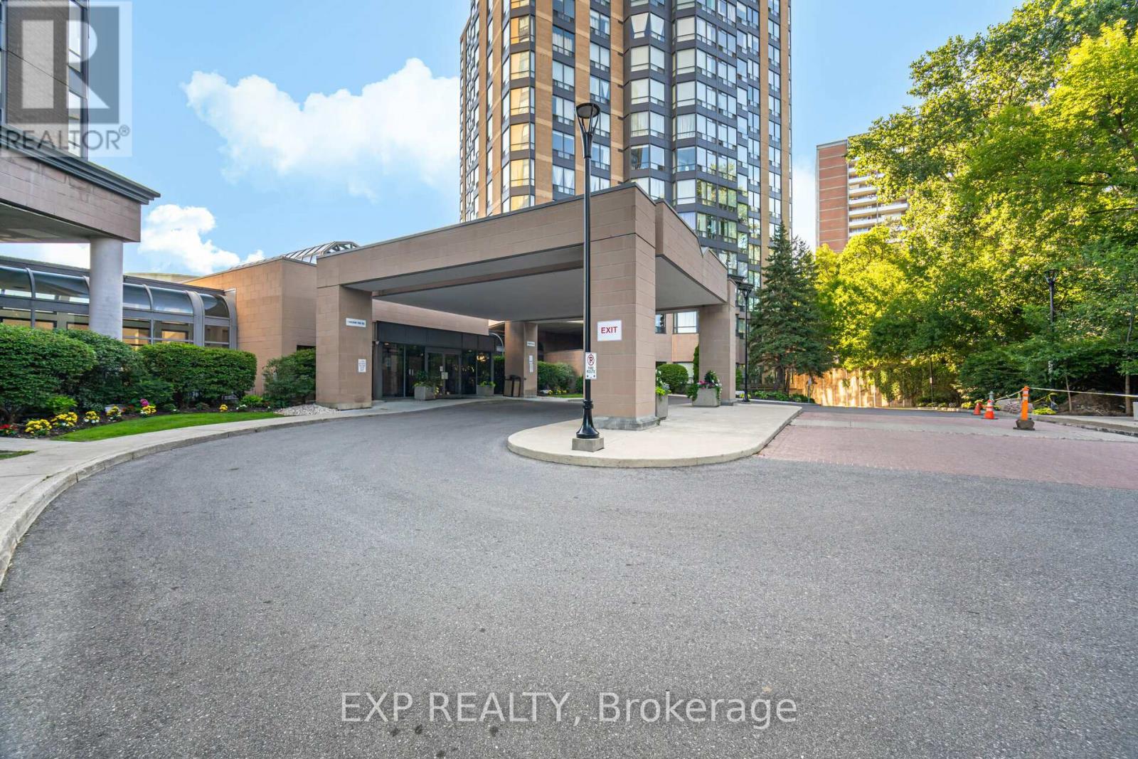 401 - 1 Hickory Tree Road, Toronto, Ontario  M9N 3W4 - Photo 4 - W9510038