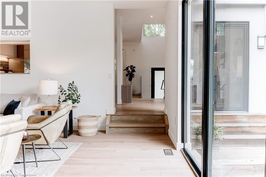 3362 Guildwood Drive, Burlington, Ontario  L7N 1L5 - Photo 19 - 40668690