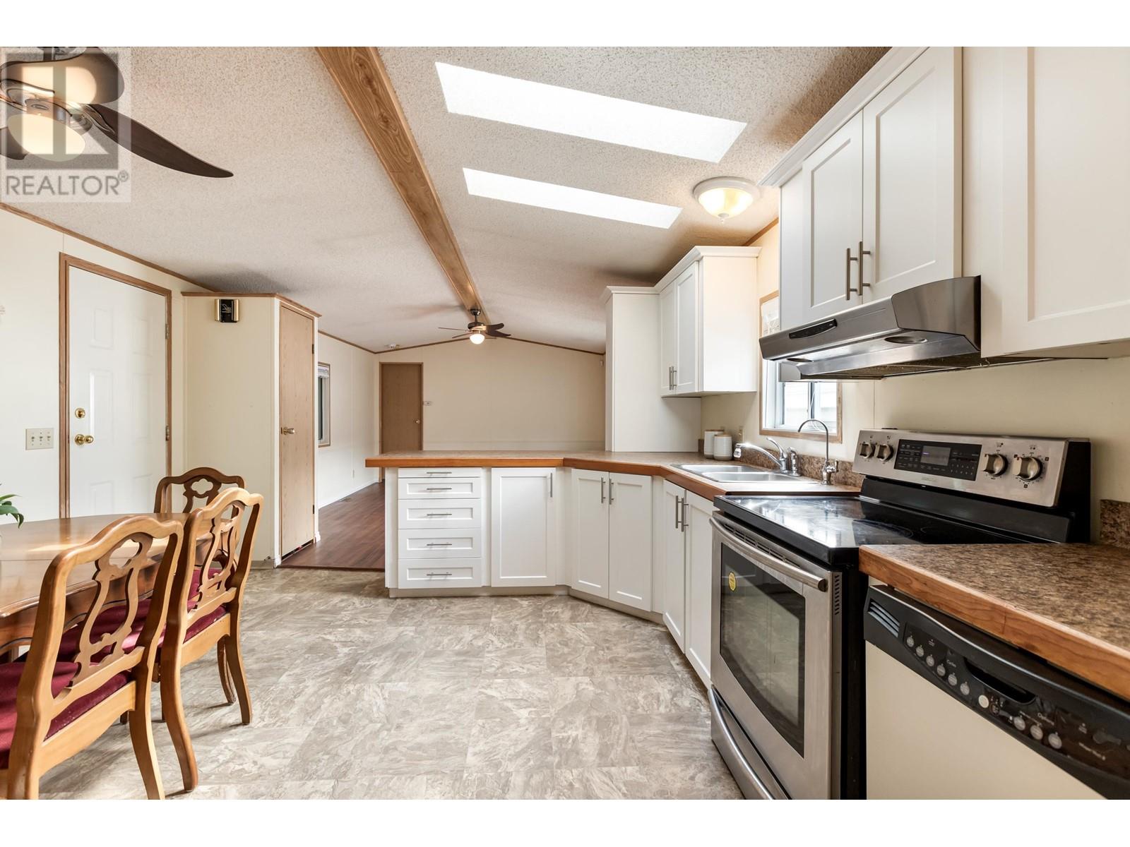 122 11970 Pinyon Drive, Pitt Meadows, British Columbia  V3Y 1Z3 - Photo 15 - R2920543