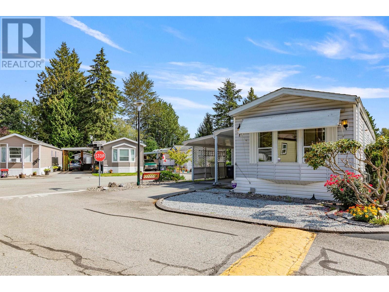 122 11970 Pinyon Drive, Pitt Meadows, British Columbia  V3Y 1Z3 - Photo 1 - R2920543