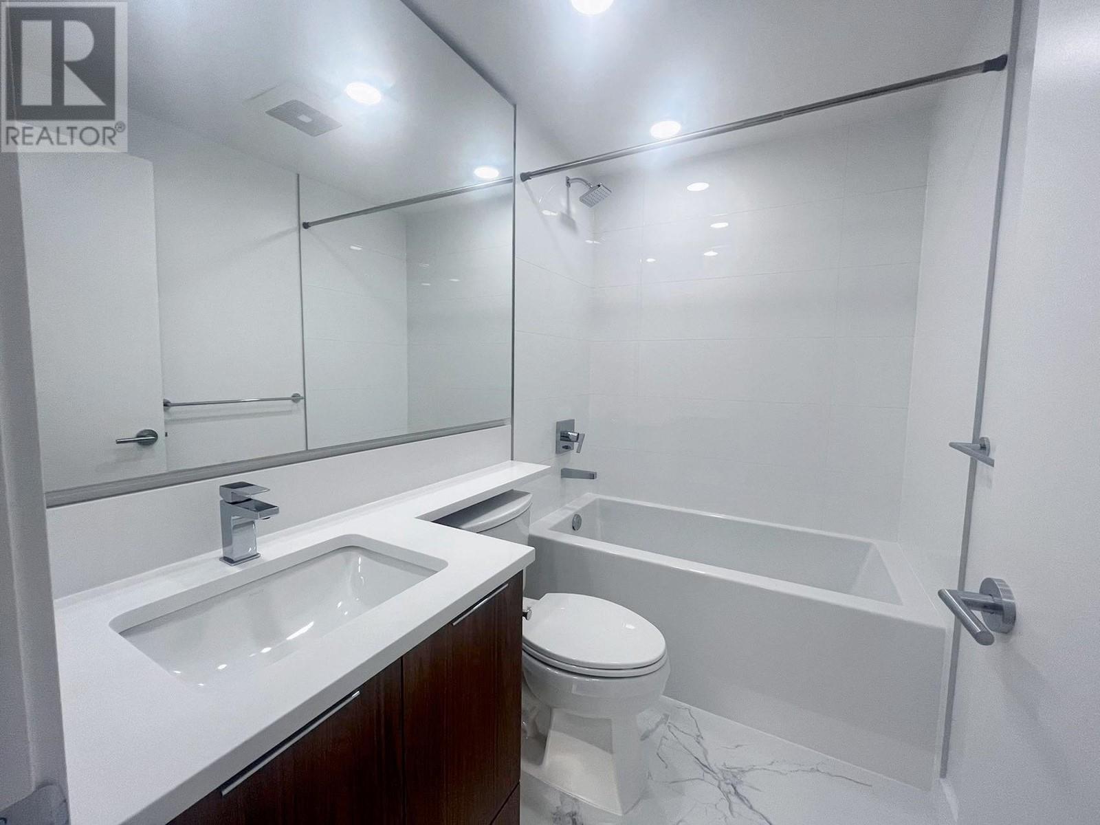 Listing Picture 7 of 11 : 1203 7683 PARK CRESCENT, Burnaby / 本拿比 - 魯藝地產 Yvonne Lu Group - MLS Medallion Club Member