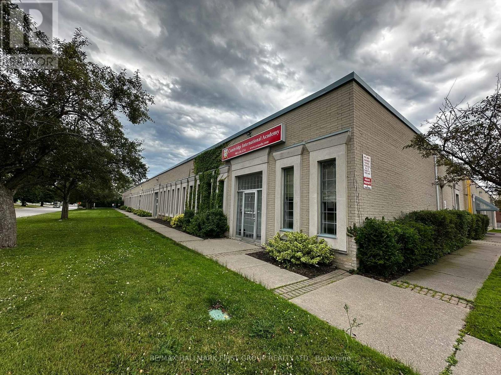 2 - 126 Commercial Avenue, Ajax, Ontario  L1S 2H5 - Photo 2 - E9510397