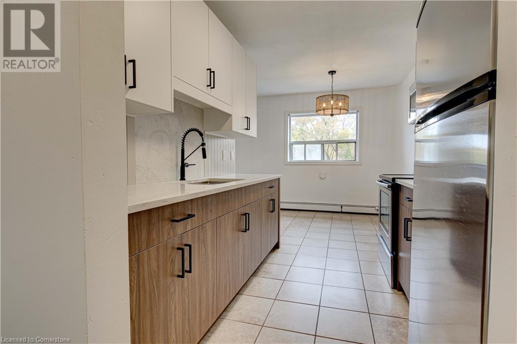283 Fairway Road N Unit# 405Kitchener, Ontario  N2A 2P1 - Photo 3 - 40668256