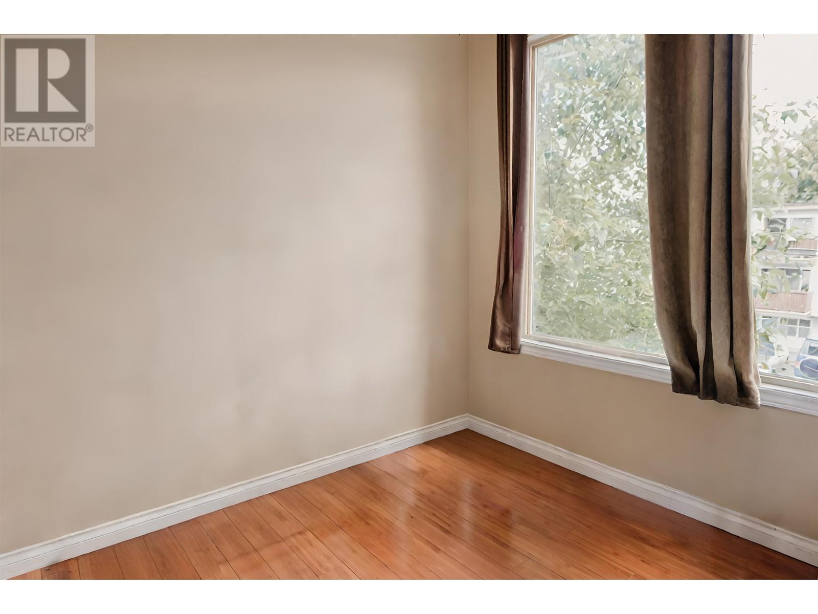 923-925 E Broadway, Vancouver, British Columbia  V5T 1Y3 - Photo 31 - R2938763