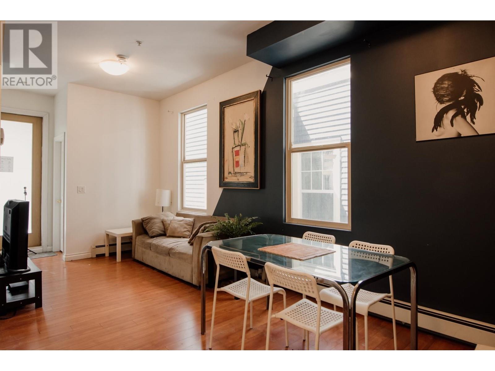 923-925 E Broadway, Vancouver, British Columbia  V5T 1Y3 - Photo 8 - R2938763