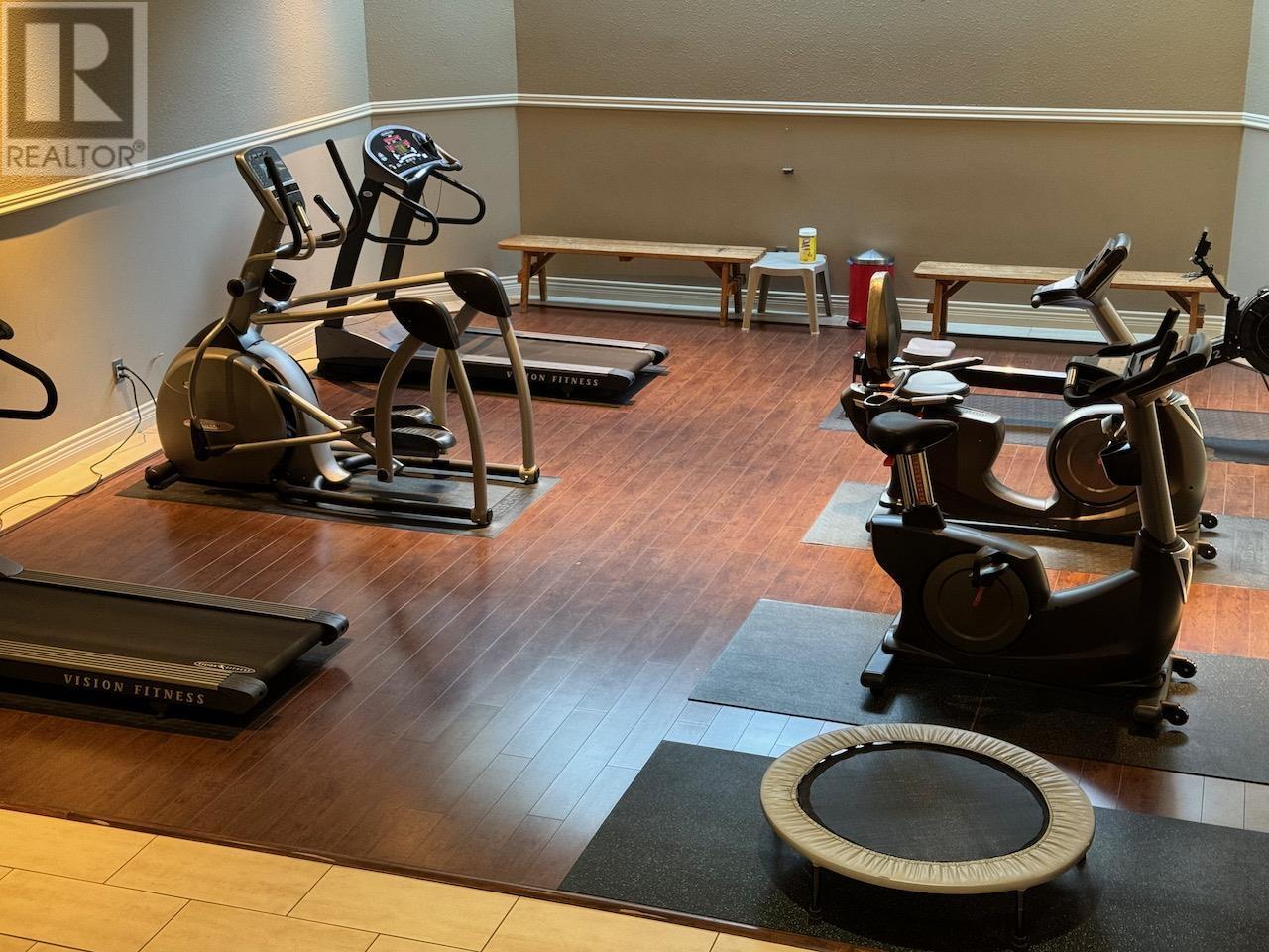 Listing Picture 22 of 28 : 803 7321 HALIFAX STREET, Burnaby / 本拿比 - 魯藝地產 Yvonne Lu Group - MLS Medallion Club Member