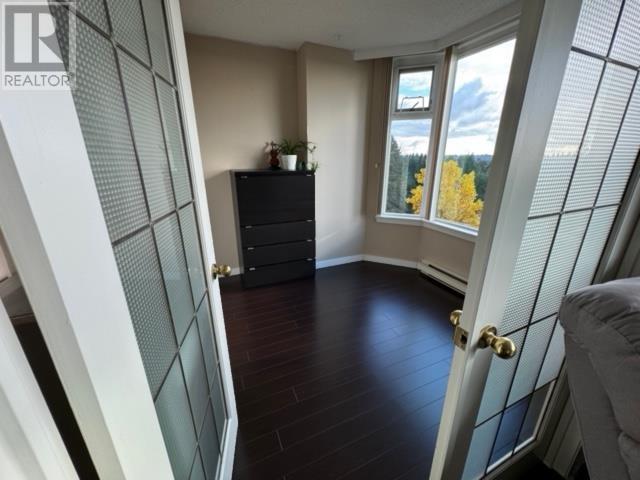 Listing Picture 13 of 28 : 803 7321 HALIFAX STREET, Burnaby / 本拿比 - 魯藝地產 Yvonne Lu Group - MLS Medallion Club Member