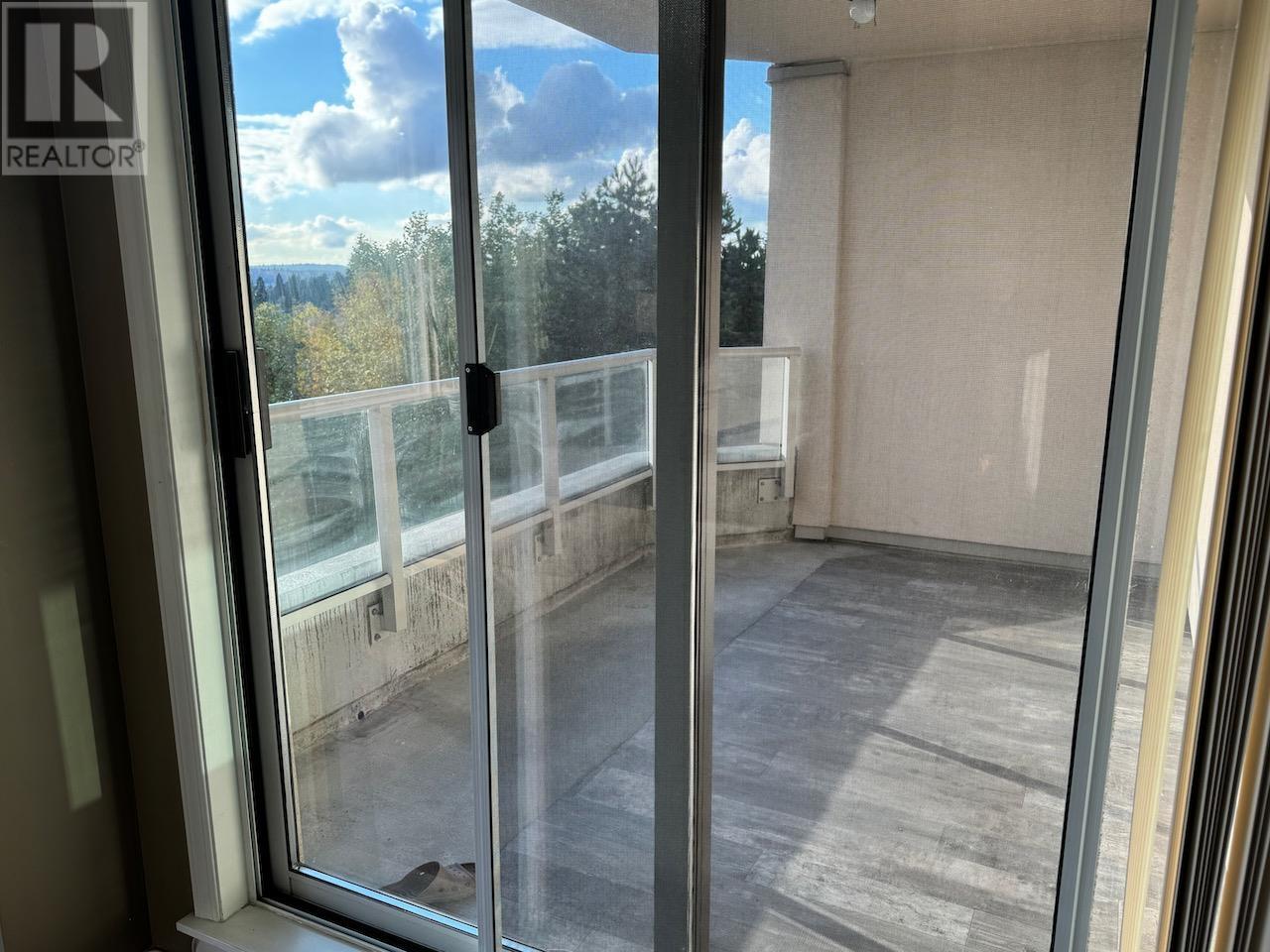 Listing Picture 27 of 28 : 803 7321 HALIFAX STREET, Burnaby / 本拿比 - 魯藝地產 Yvonne Lu Group - MLS Medallion Club Member