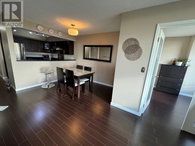 Listing Picture 8 of 28 : 803 7321 HALIFAX STREET, Burnaby / 本拿比 - 魯藝地產 Yvonne Lu Group - MLS Medallion Club Member