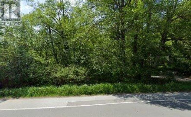 41635 Government Road, Squamish, British Columbia  V0N 1H0 - Photo 1 - R2938101