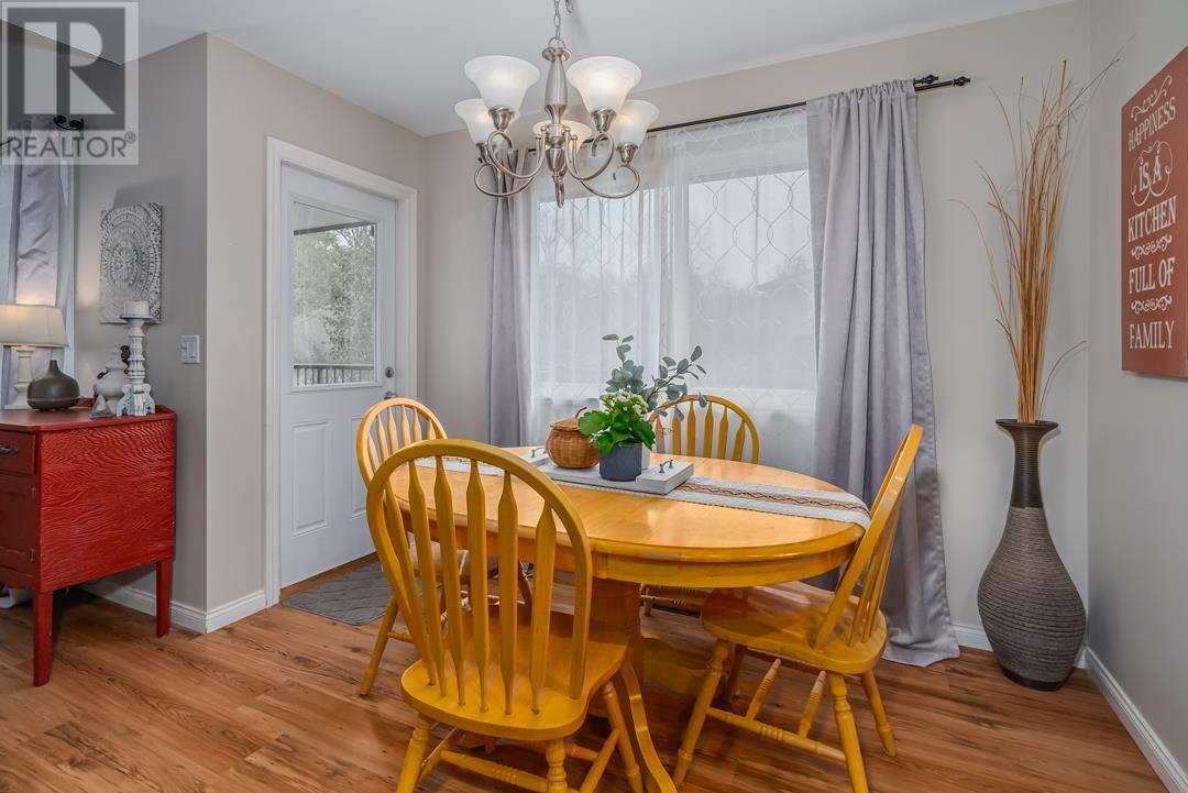 23862 117b Avenue, Maple Ridge, British Columbia  V4R 2V4 - Photo 7 - R2938334