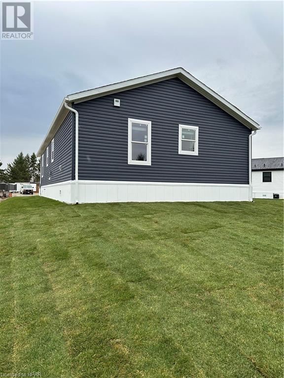 211 Spruce Drive, West Grey, Ontario  N4N 3B8 - Photo 4 - 40668150