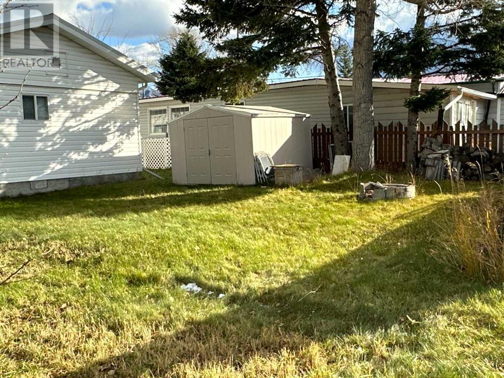 1406 85 Street, Coleman, Alberta  T0K 0M0 - Photo 15 - A2175390