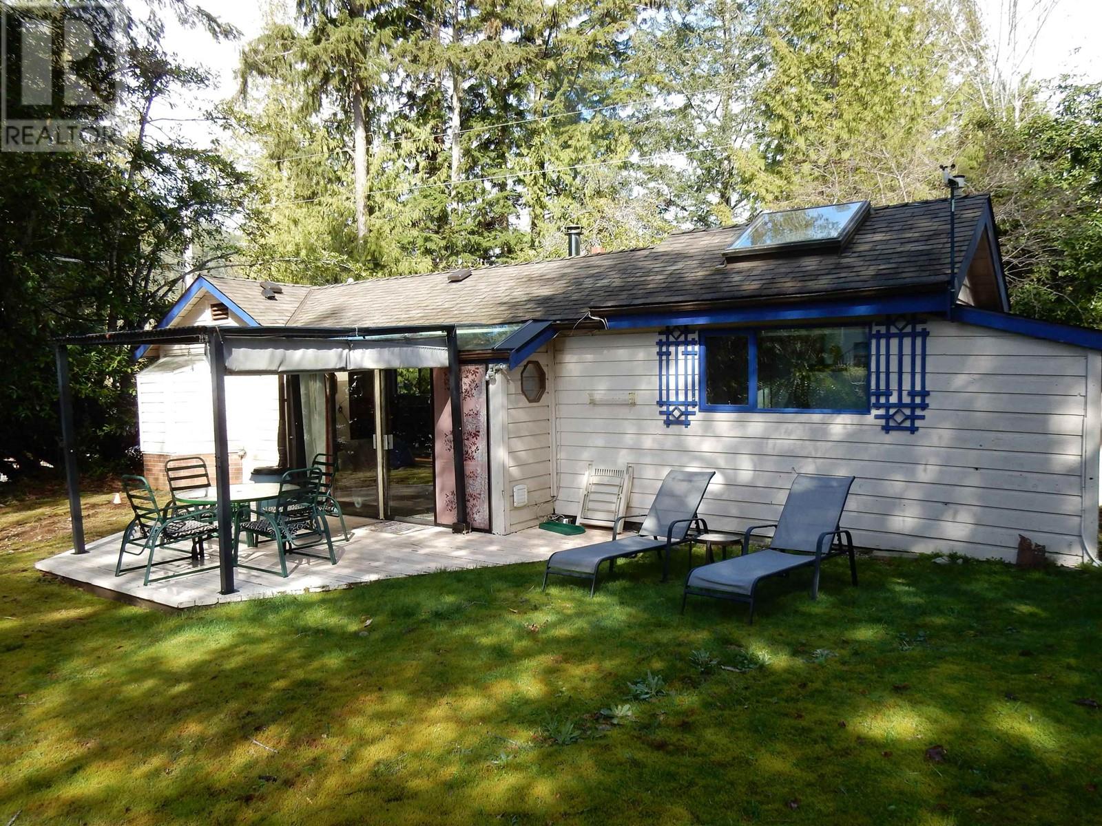 4665 Hotel Lake Road, Garden Bay, British Columbia  V0N 1S1 - Photo 22 - R2938795