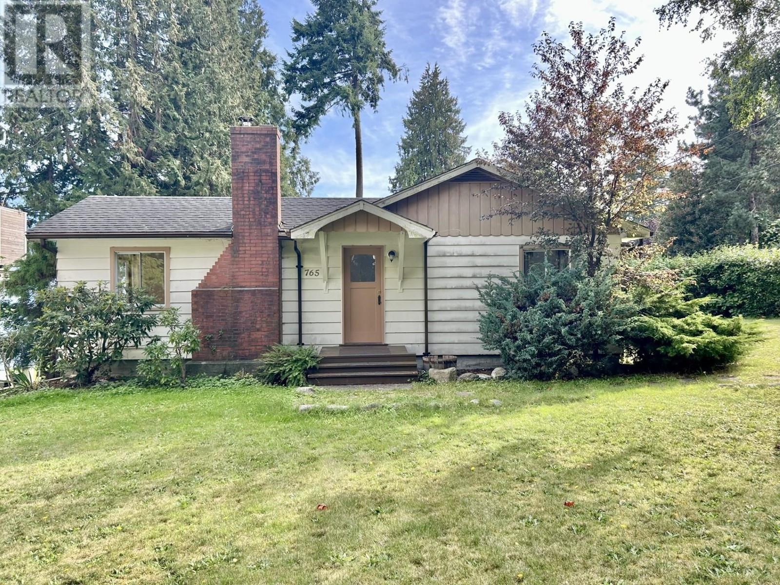 Property at 765 FRANKLIN ROAD image 2