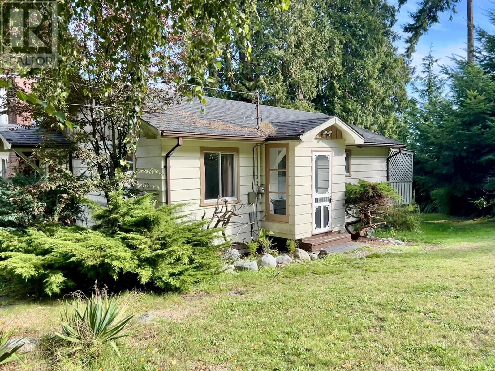 Property at 765 FRANKLIN ROAD image 4