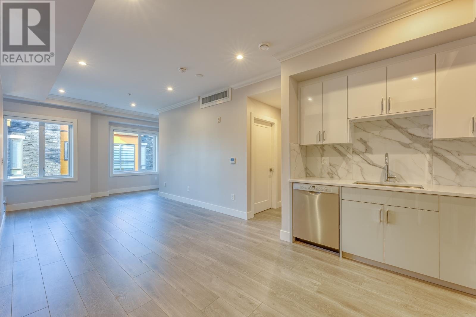 37 7567 Oak Street, Vancouver, British Columbia  V6P 4A4 - Photo 3 - R2936954