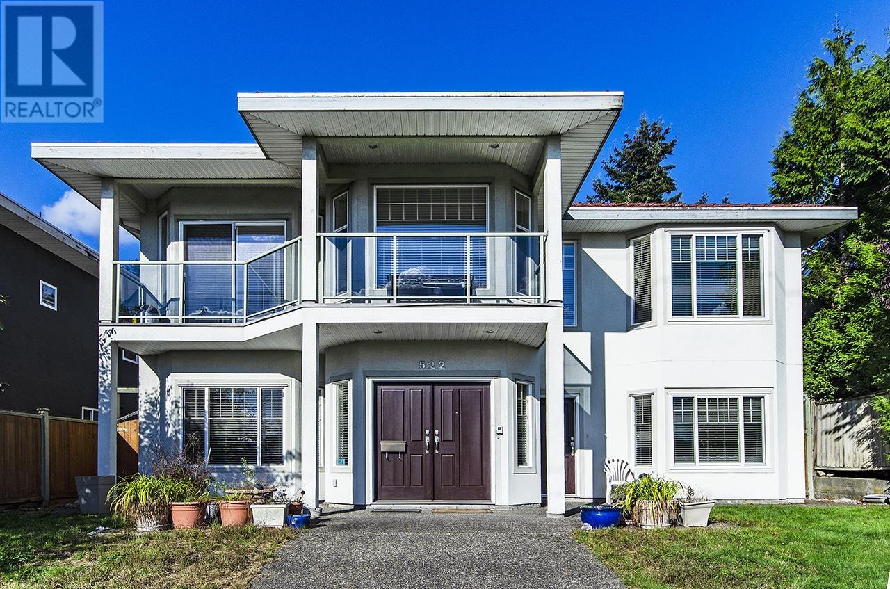 522 E 4TH STREET, North Vancouver, British Columbia