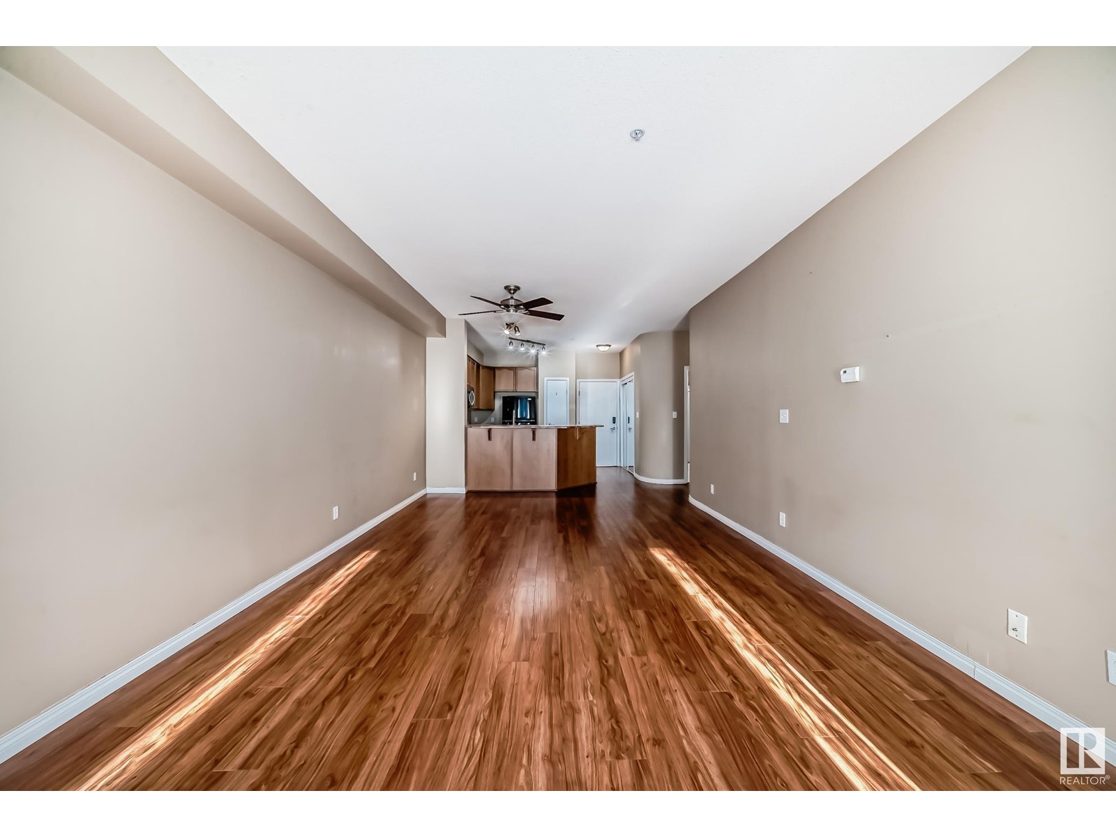 #210 4304 139 Av Nw Nw, Edmonton, Alberta  T5Y 0H6 - Photo 14 - E4411588