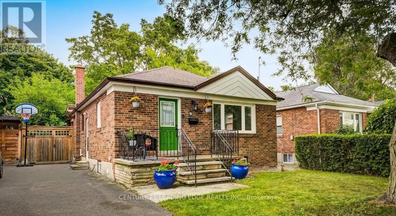 Basemen - 9 Rossford Road, Toronto, Ontario  M1R 4B2 - Photo 1 - E9510601