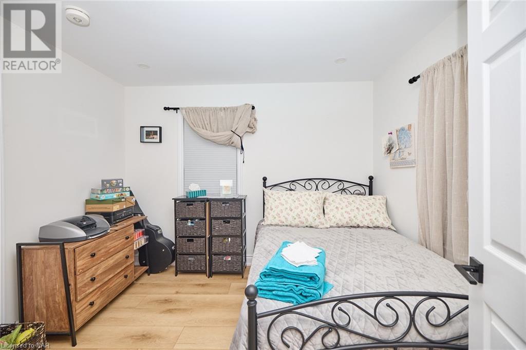 115 Ridgeway RoadFort Erie (337 - Crystal Beach), Ontario  L0S 1B0 - Photo 11 - X9767567