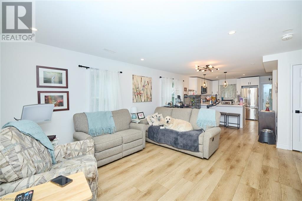 115 Ridgeway RoadFort Erie (337 - Crystal Beach), Ontario  L0S 1B0 - Photo 6 - X9767567